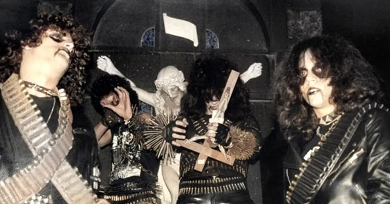 A importância do SARCÓFAGO para SATYR, frontman do SATYRICON